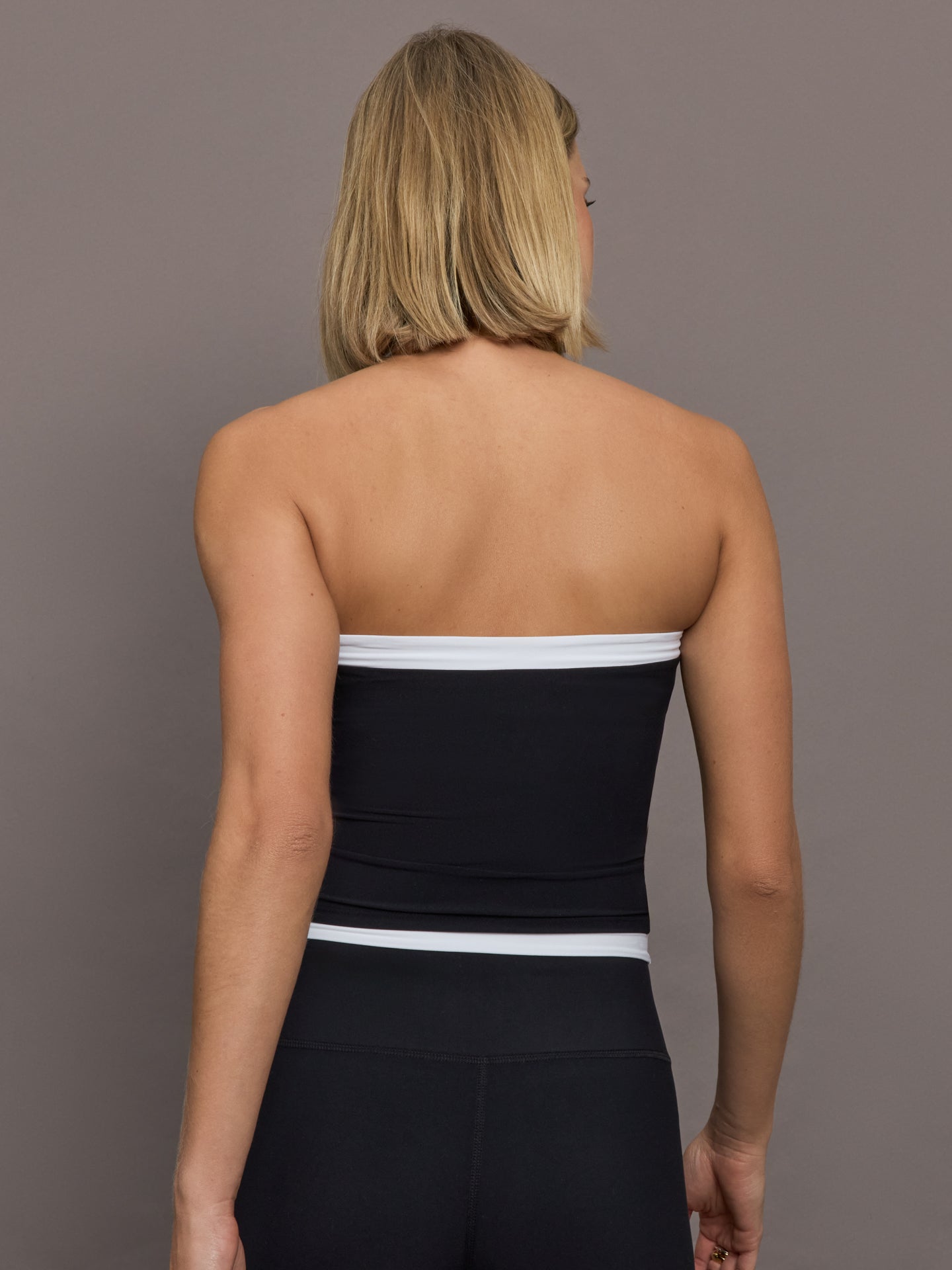 Carbon38 Colorblock Halter Tank in Melt - Black/White