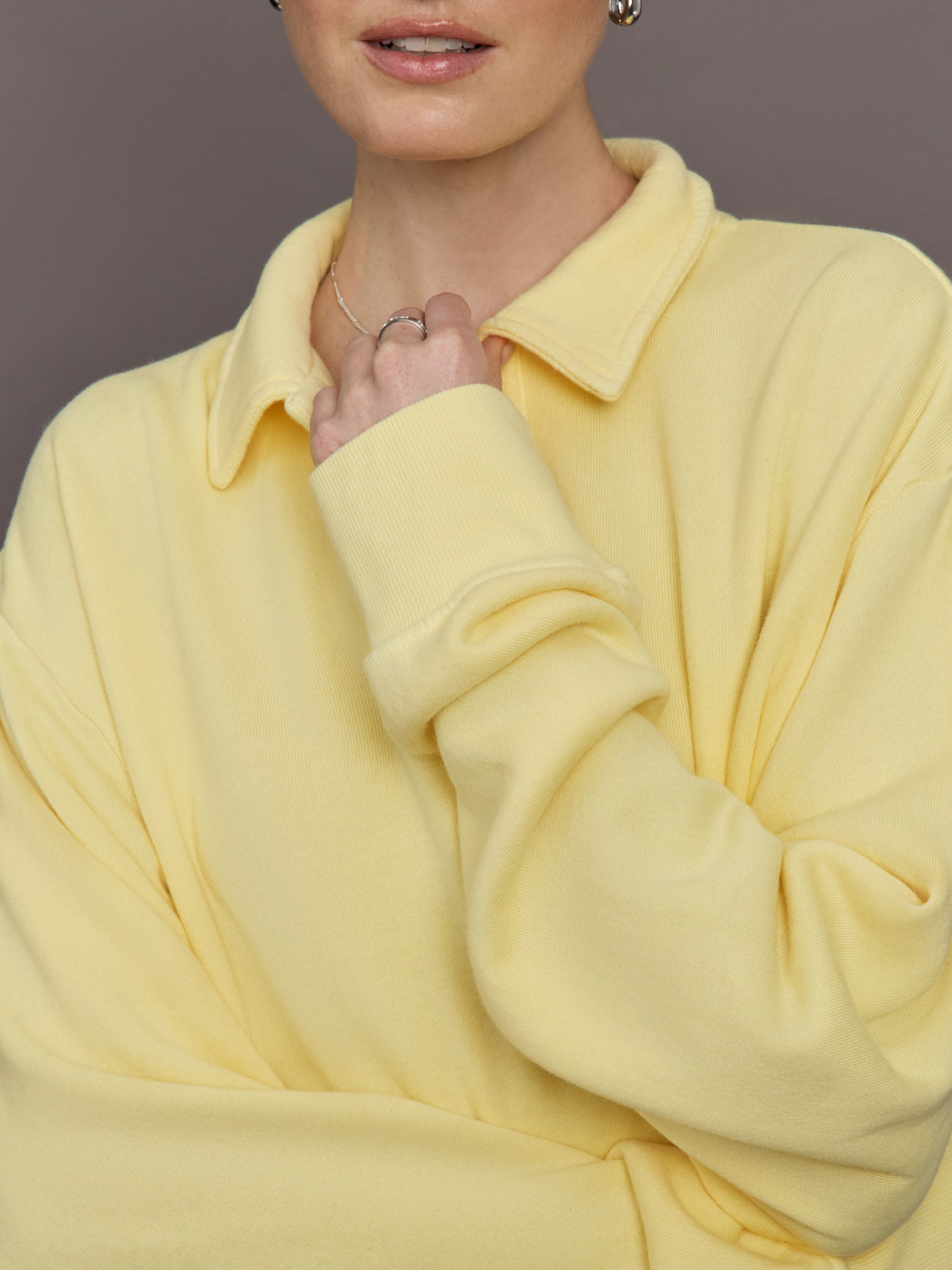 Carbon38 Johnny Collar Sweatshirt in French Terry - Banana