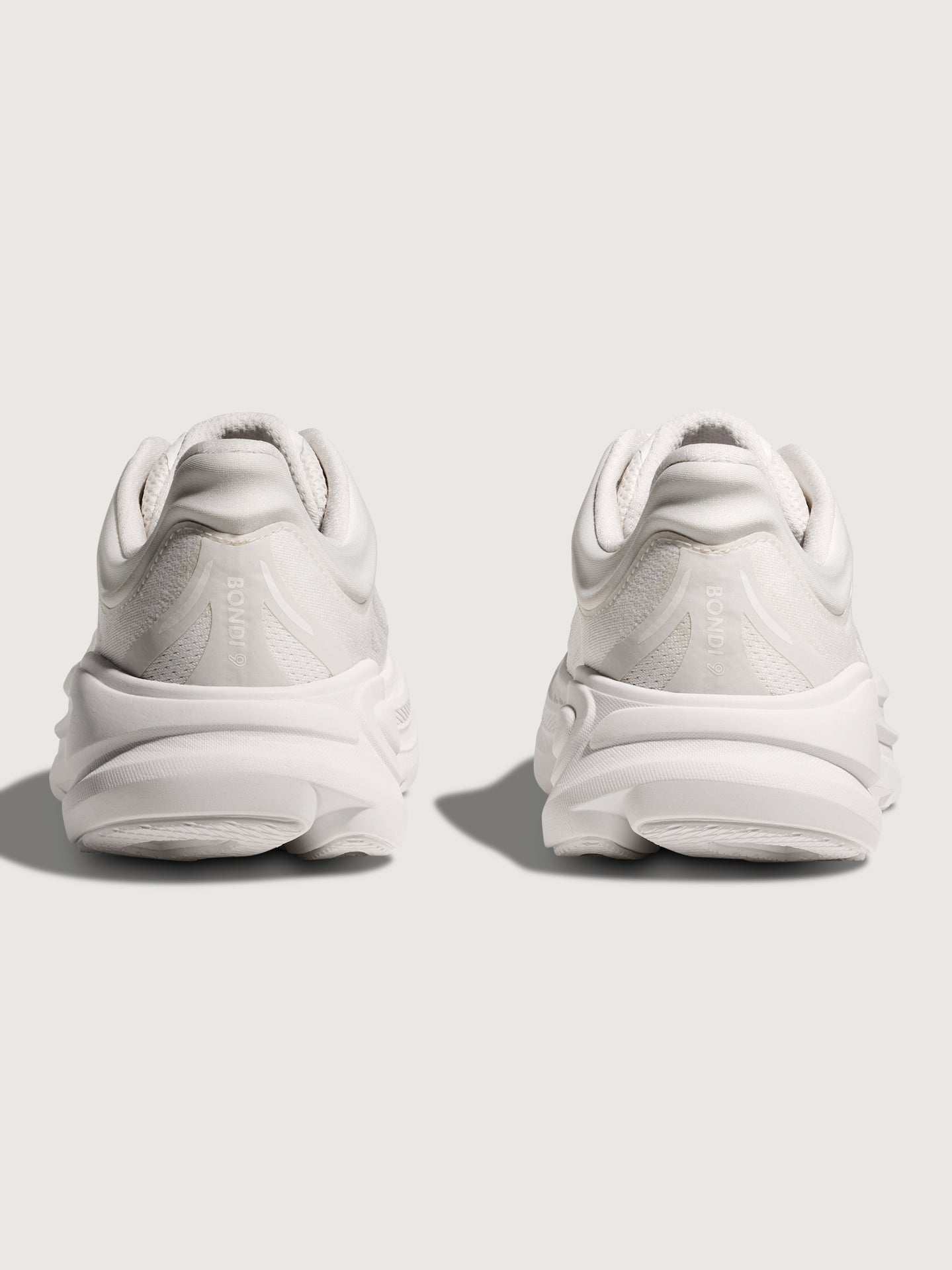 Carbon38 Bondi 9 - White/White