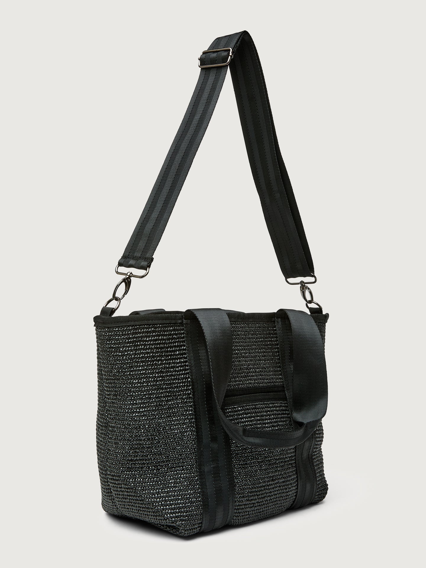 Carbon38 Capri Tote - Black Raffia