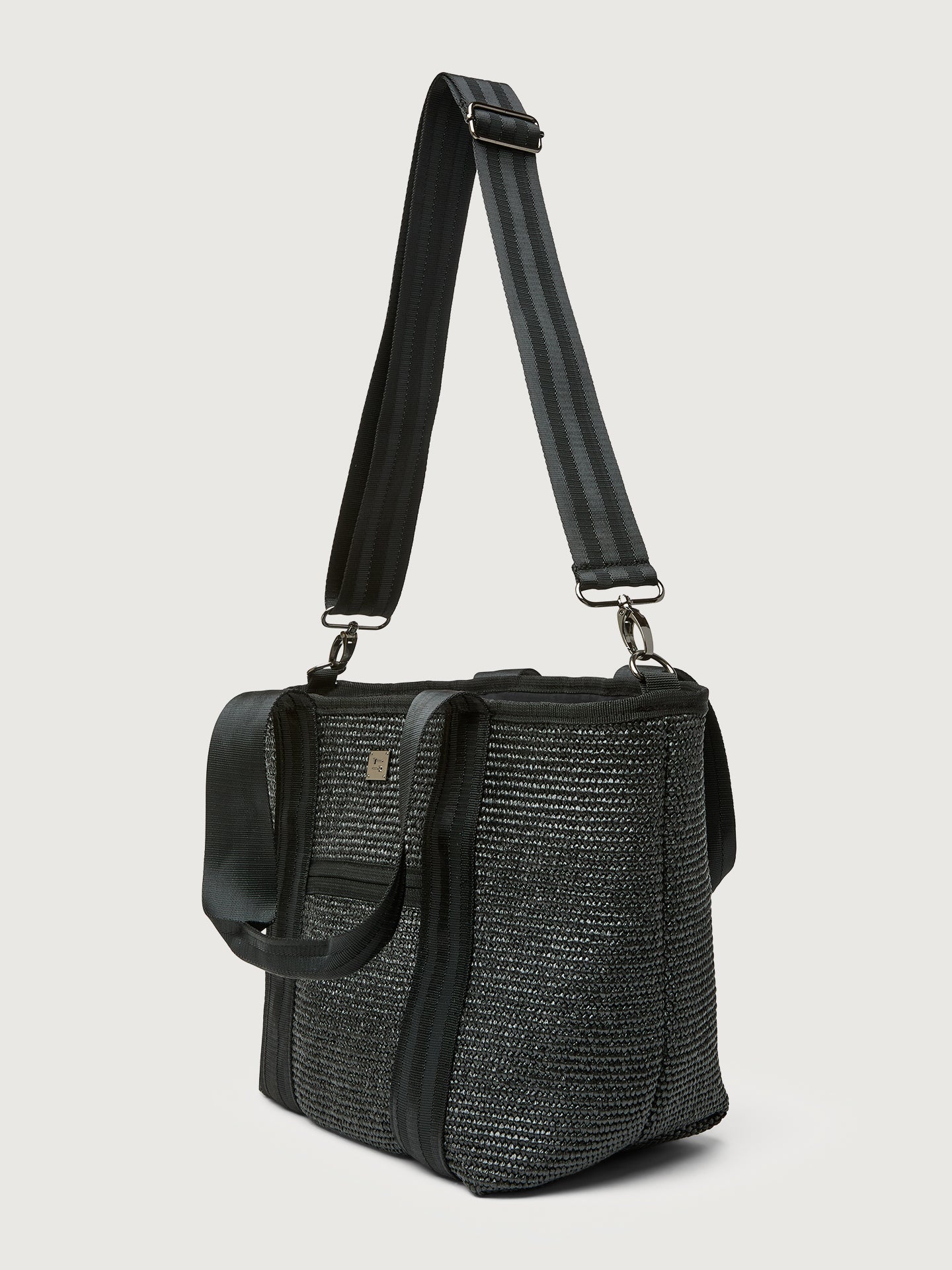 Carbon38 Capri Tote - Black Raffia