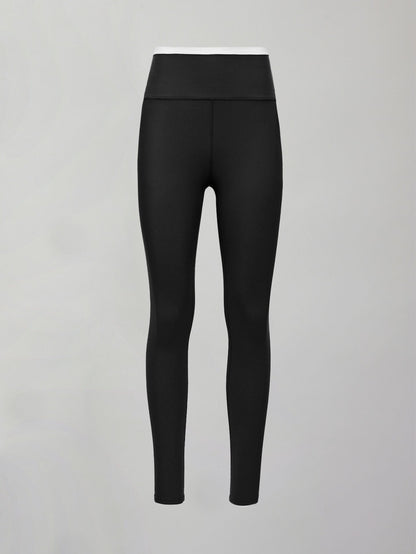 Carbon38 Contrast Waistband Legging in Melt - Black/White