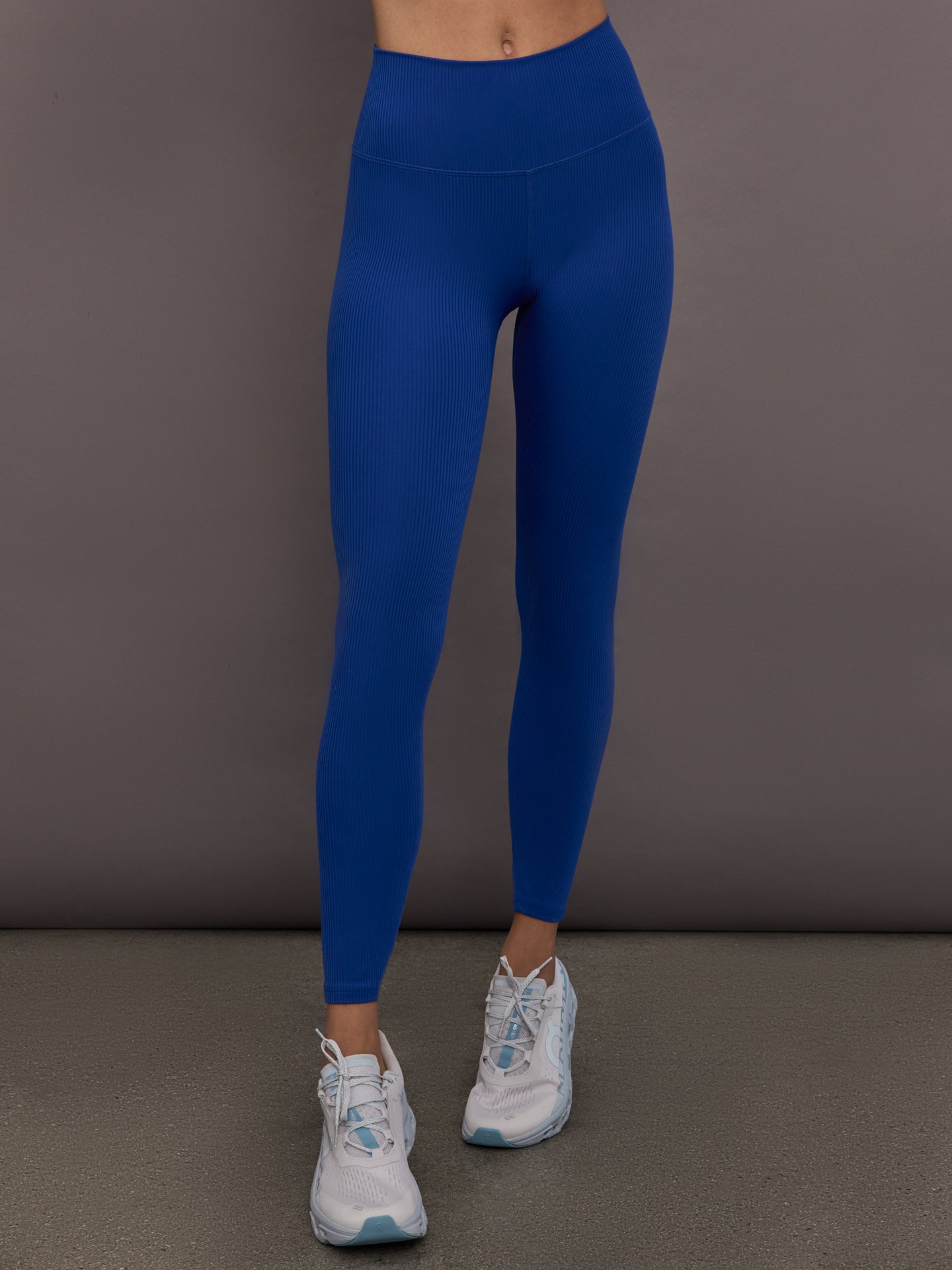 Carbon38 High Rise Legging in Ribbed Melt - Cobalt