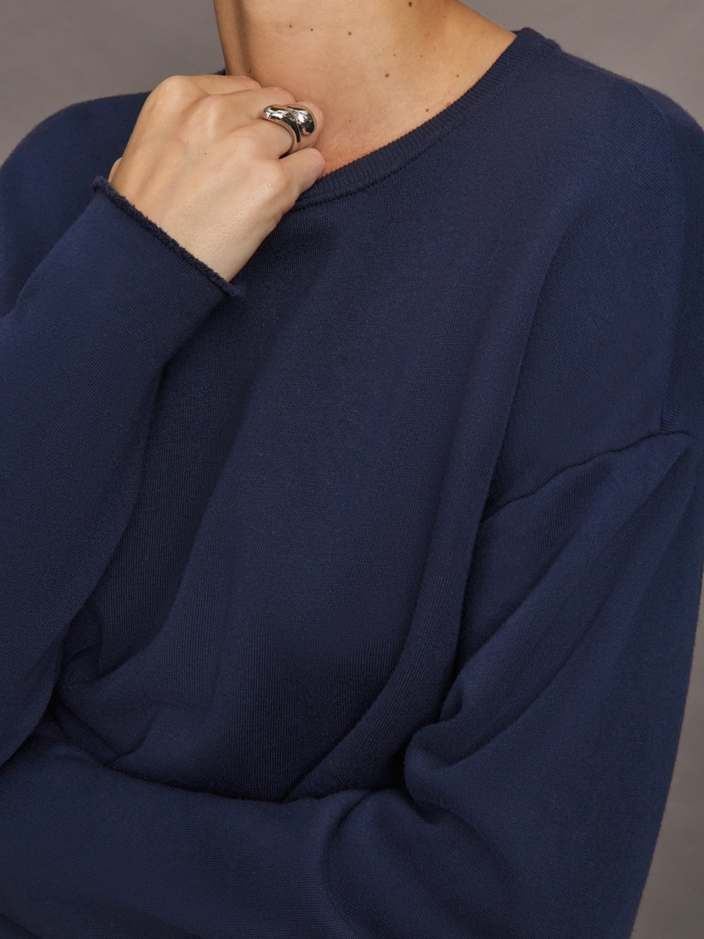 Carbon38 Crew Neck Sweatshirt in French Terry - Navy Blazer