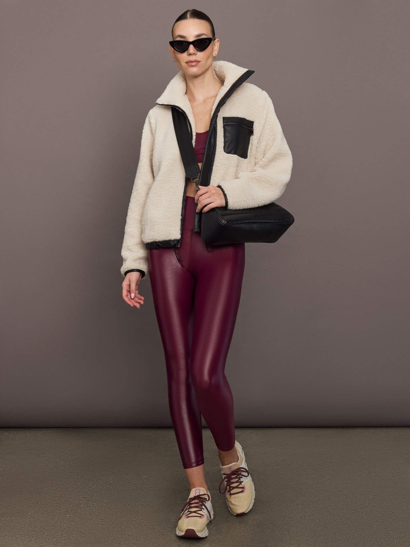Carbon38 High Rise 7/8 Legging in Takara Shine - Fig