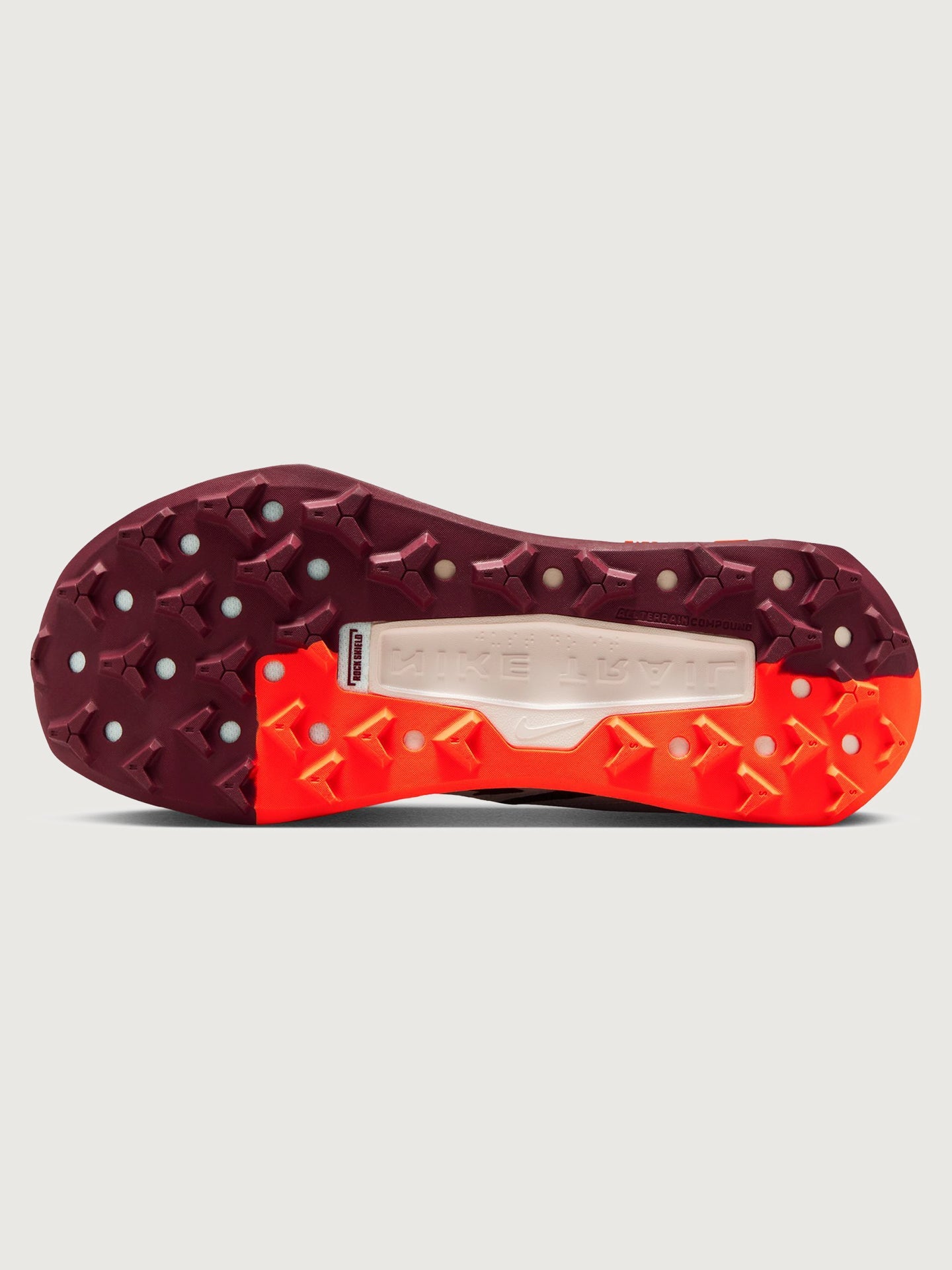 Carbon38 Nike Wildhorse 10 - Sail/Hyper Crimson-Silt Red
