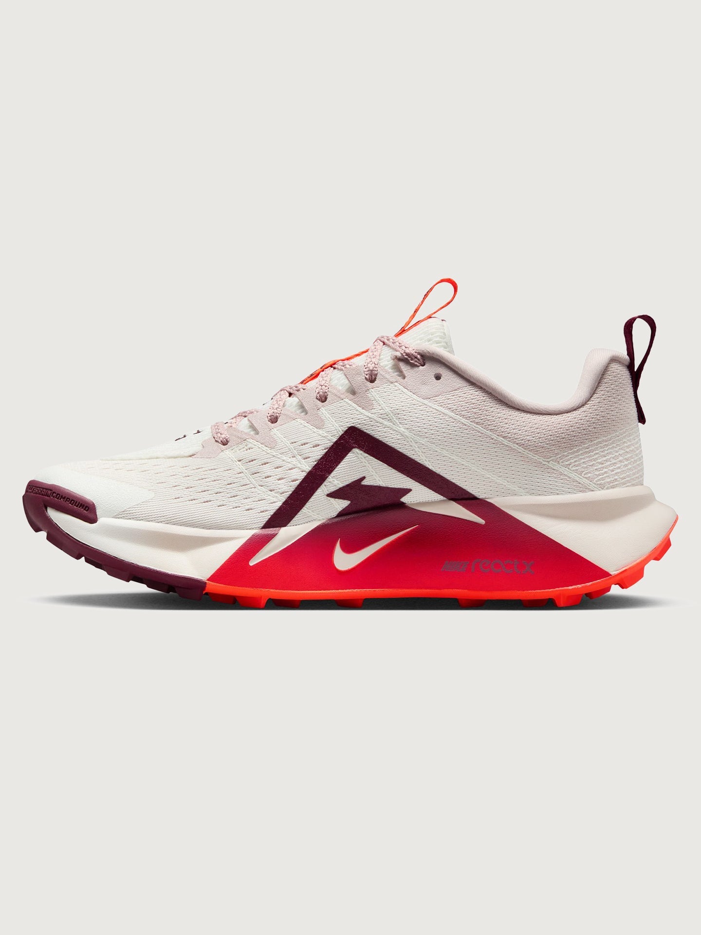 Carbon38 Nike Wildhorse 10 - Sail/Hyper Crimson-Silt Red