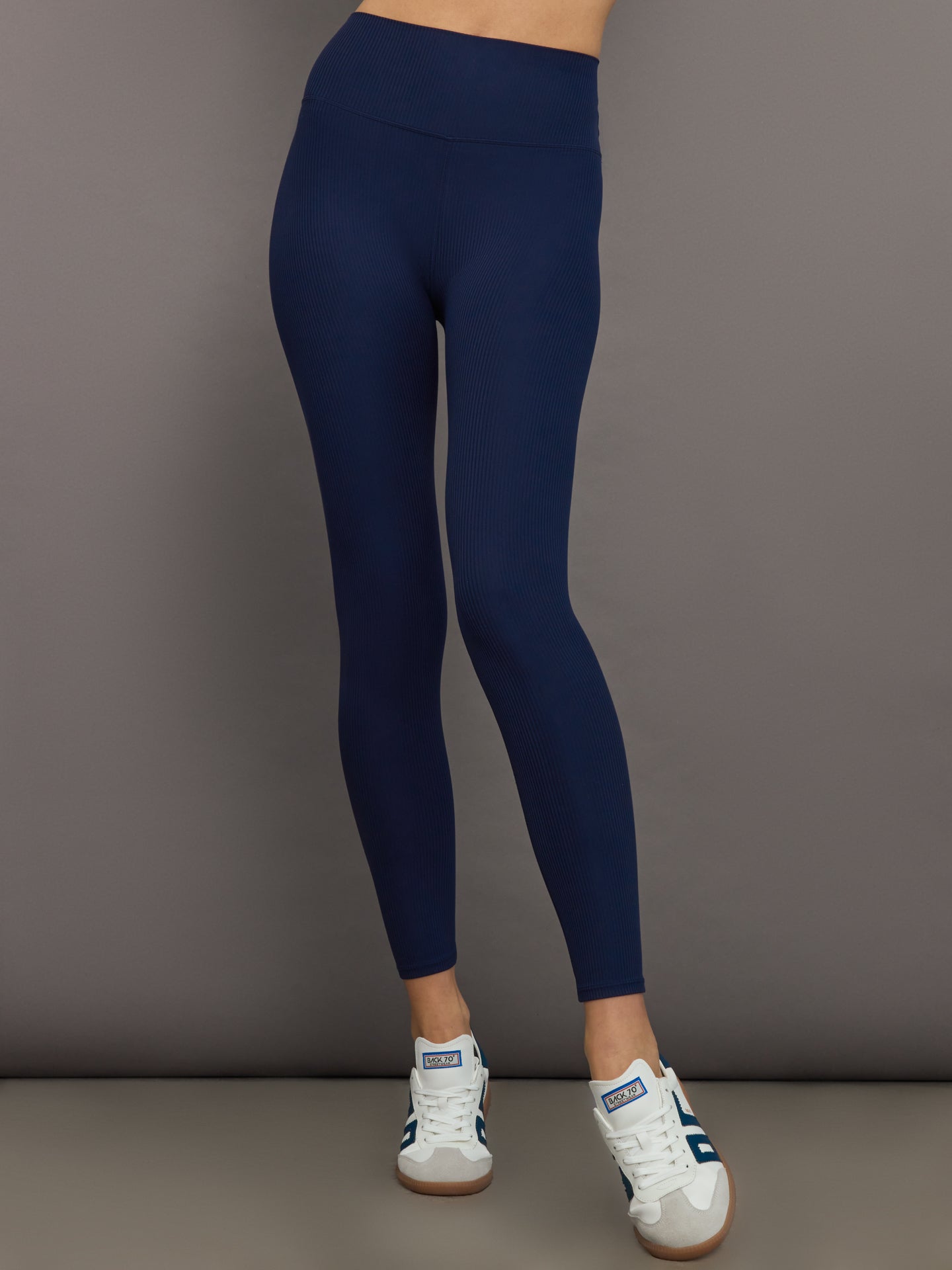 Carbon38 High Rise Legging in Ribbed Melt - True Navy