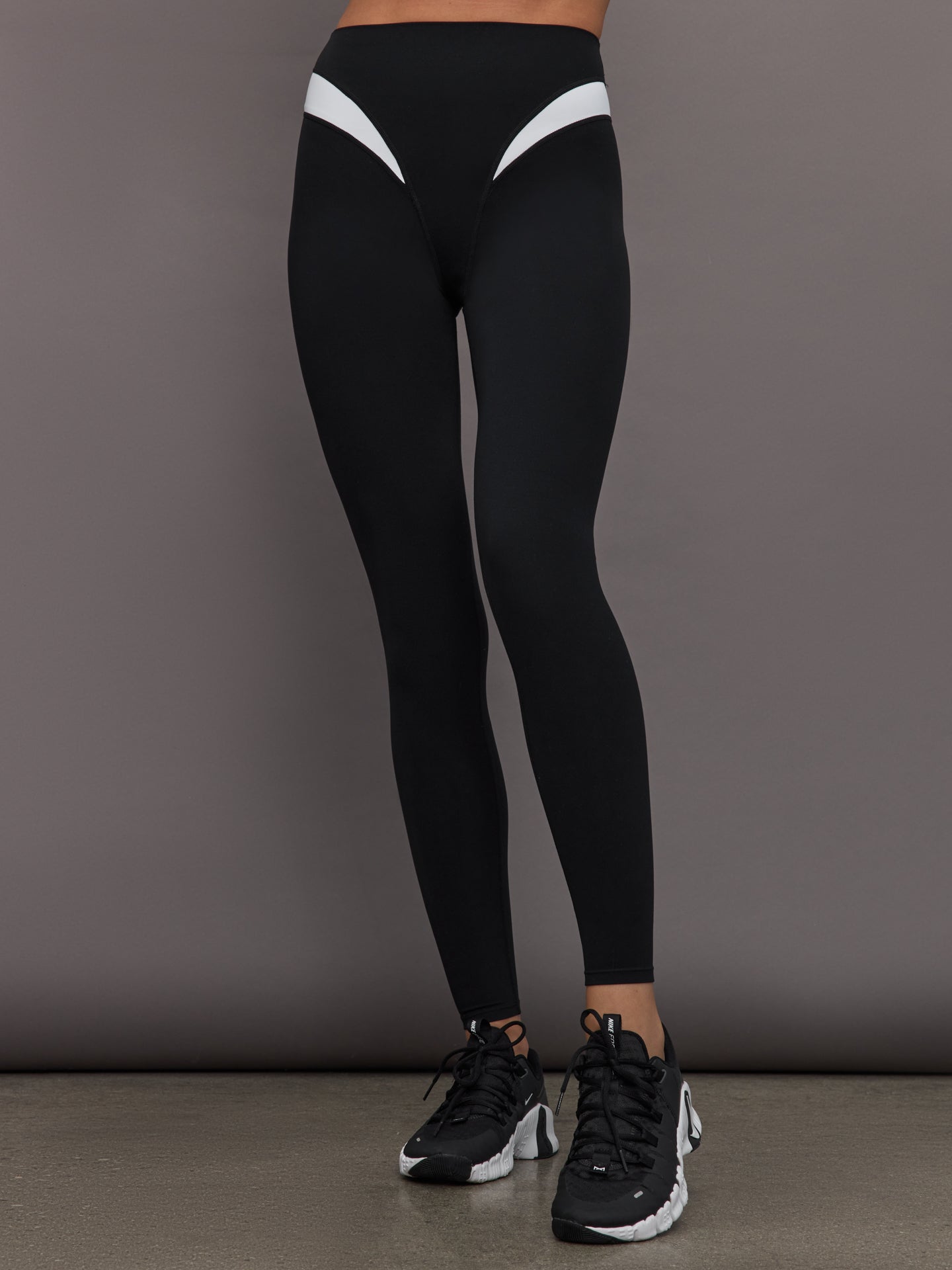Carbon38 Spliced Colorblock Legging in Melt - Black / White