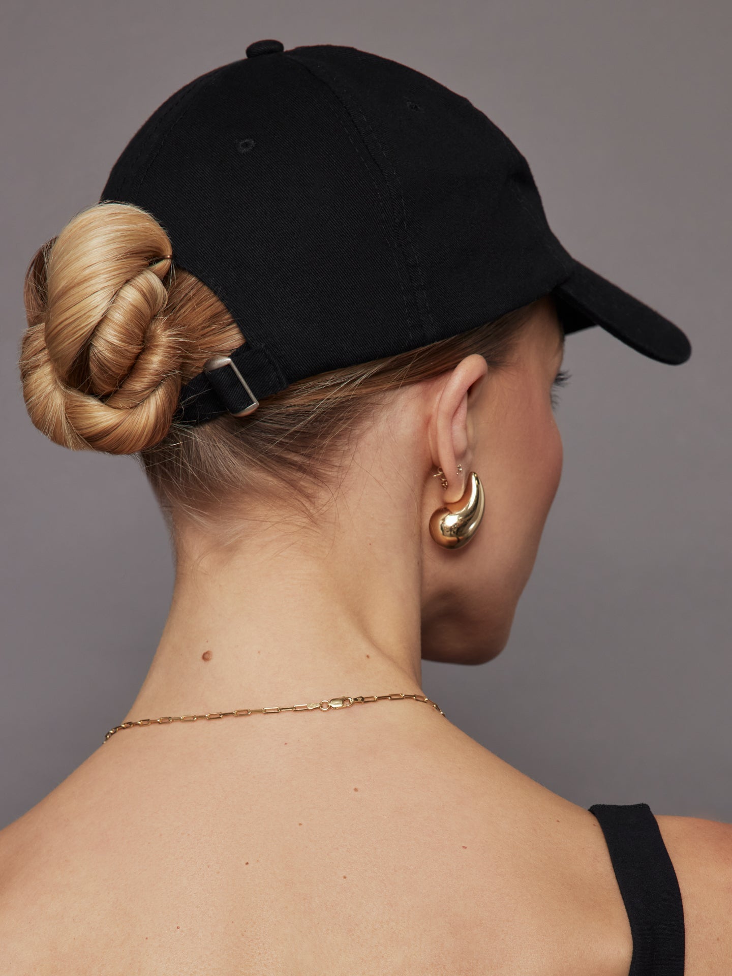 Carbon38 CARBON38 HAT - BLACK