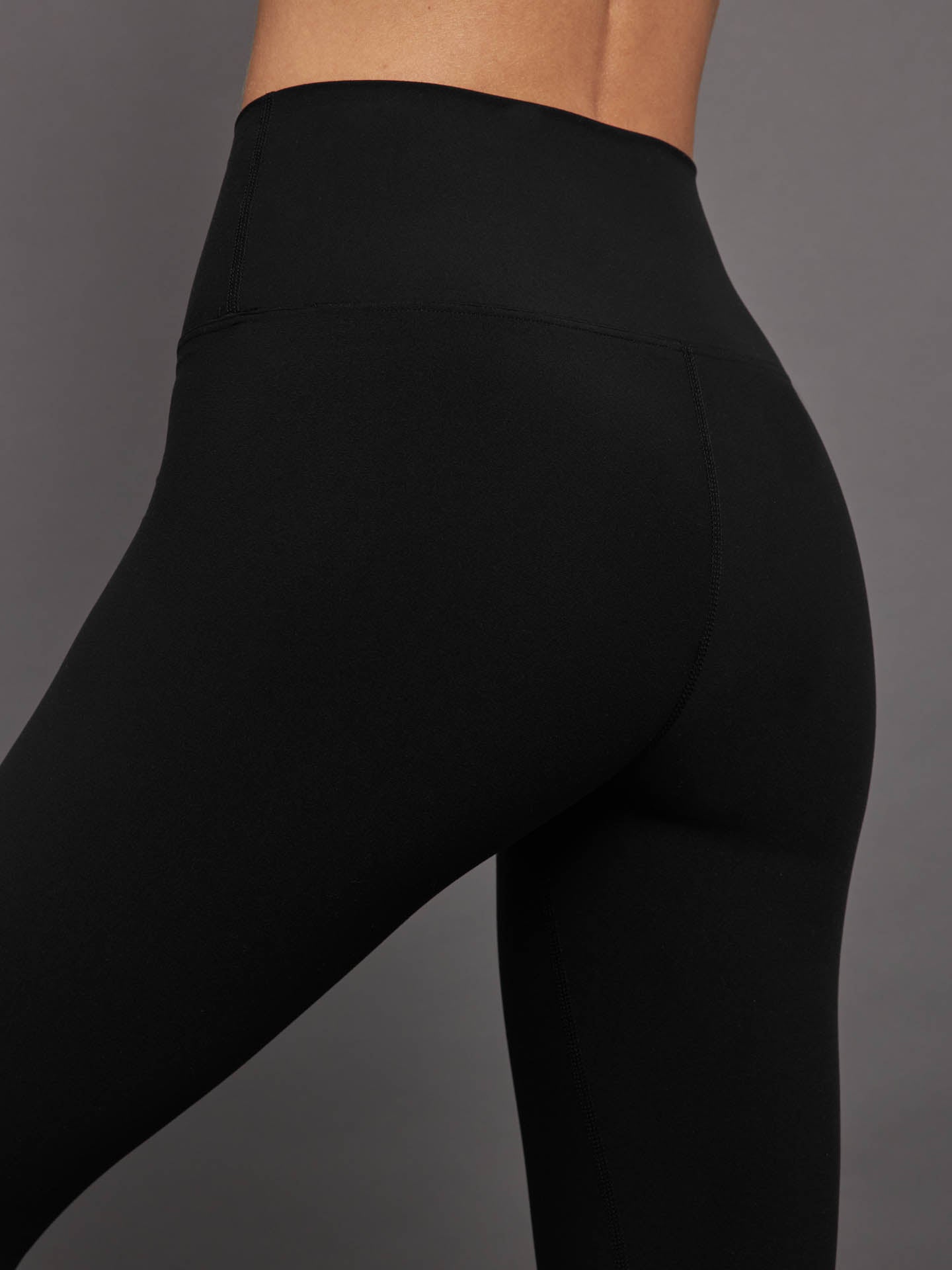 Carbon38 High Rise Legging in Melt - Black