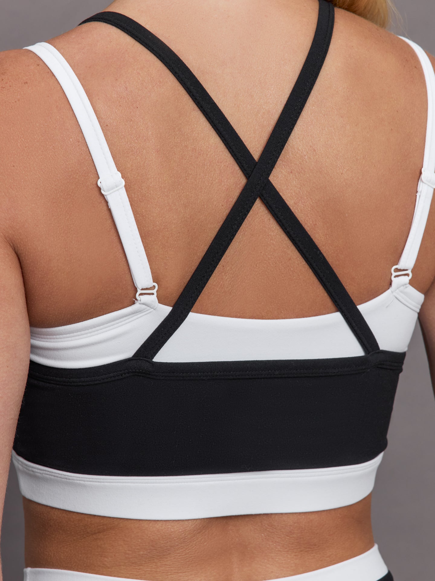 Carbon38 Double Layered Contrast Bra in Melt - Black/White