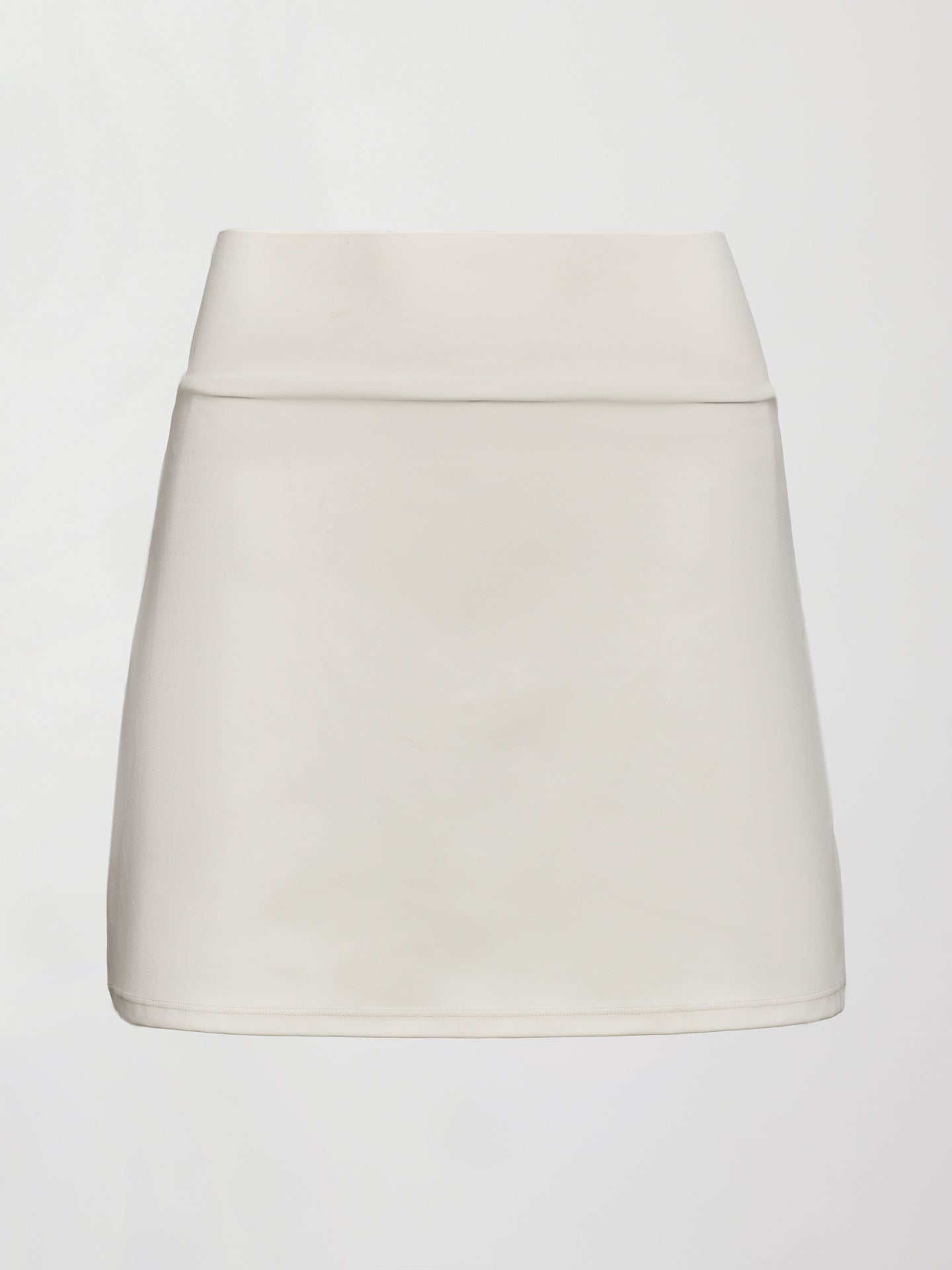 Carbon38 Tennis Skirt in Diamond Compression - Cloud Dancer