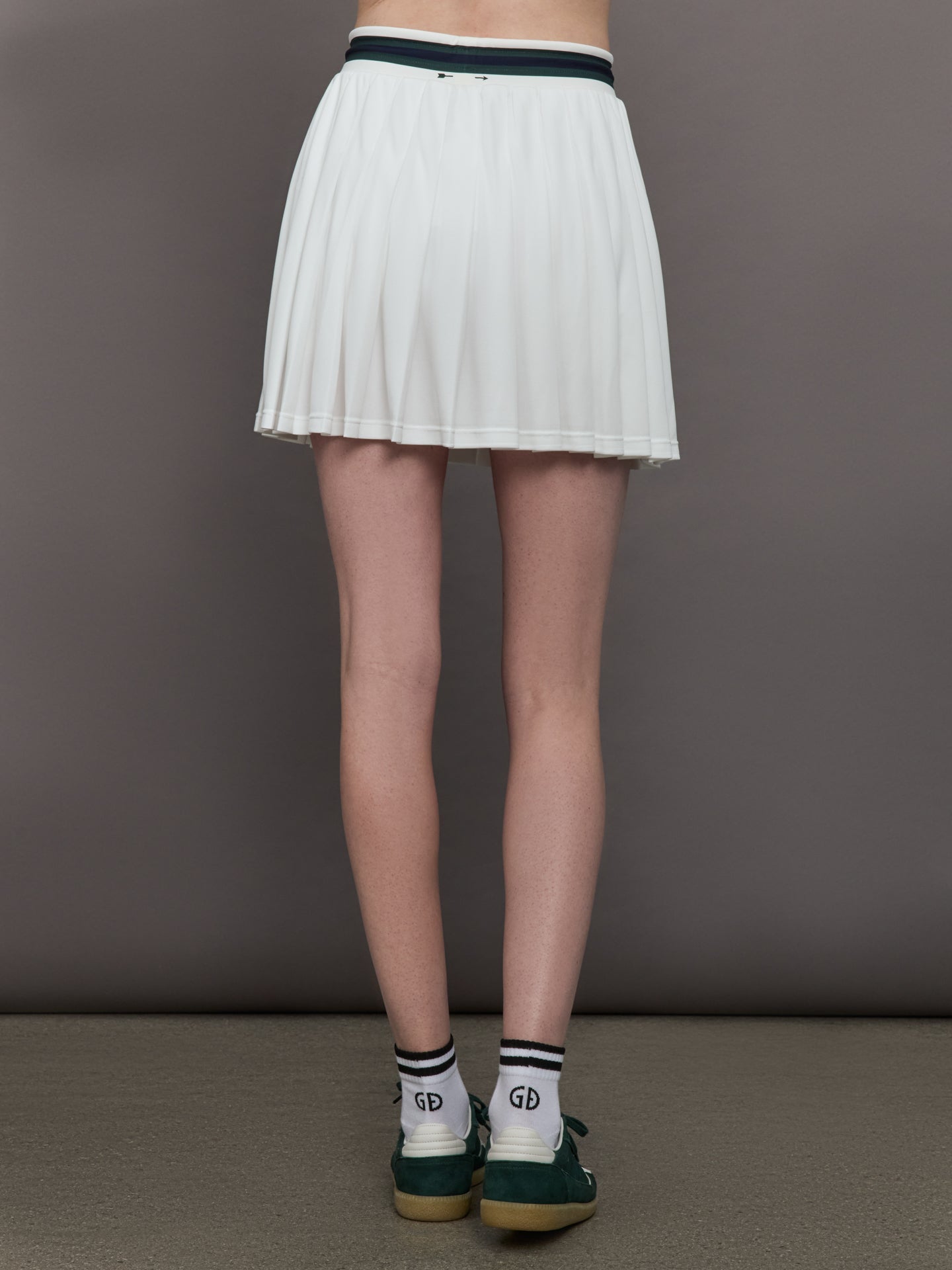 Carbon38 Laver Cadiz Pleated Skirt - White