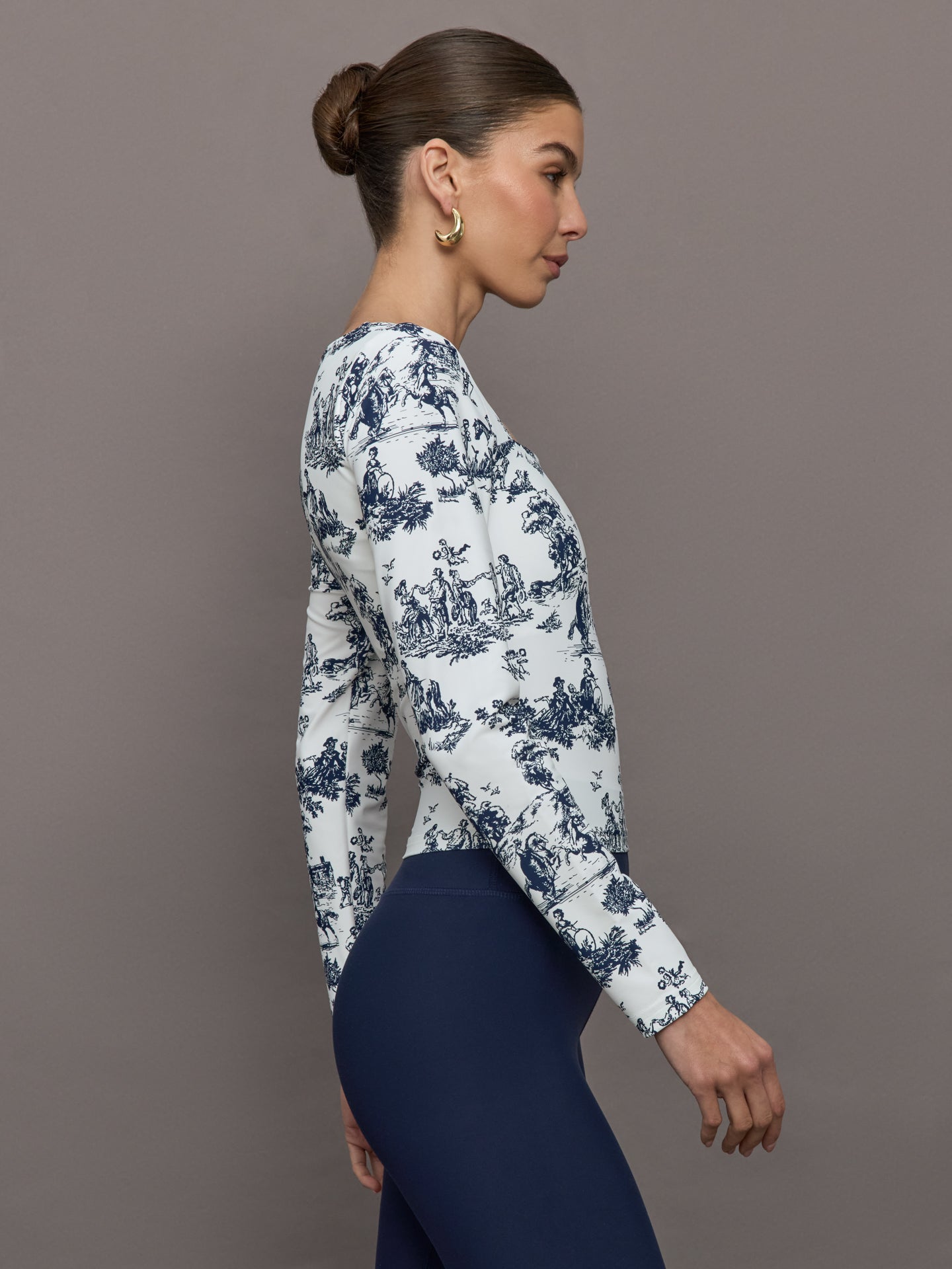 Carbon38 Toile Long Sleeve Top - Navy Toile
