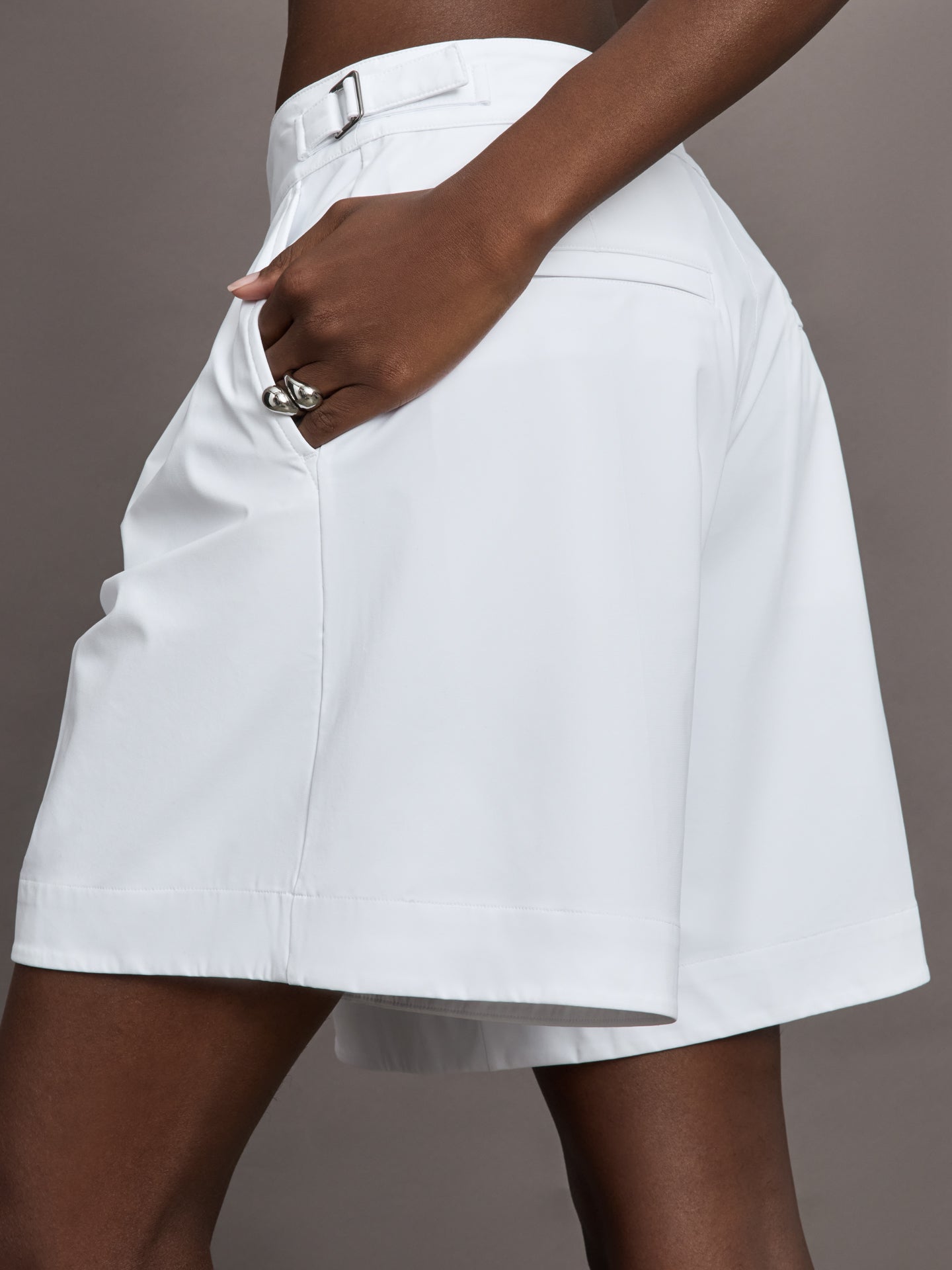 Carbon38 Phoenix Trouser Short - Arctic