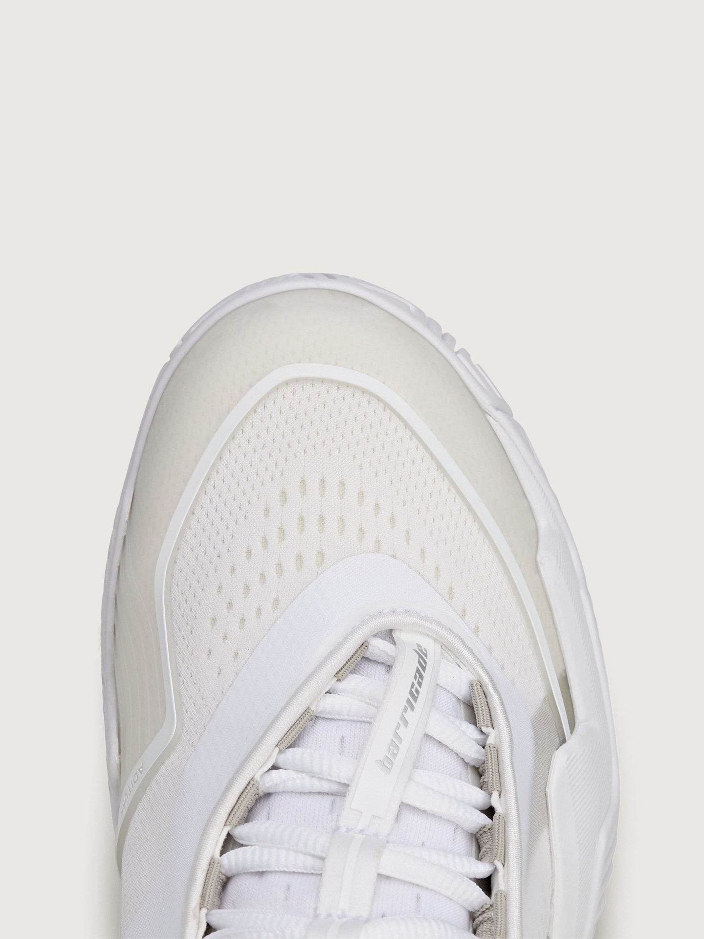 Carbon38 aSMC Barricade - Ftwr White/Almond Milk-Smc/Willow Grey