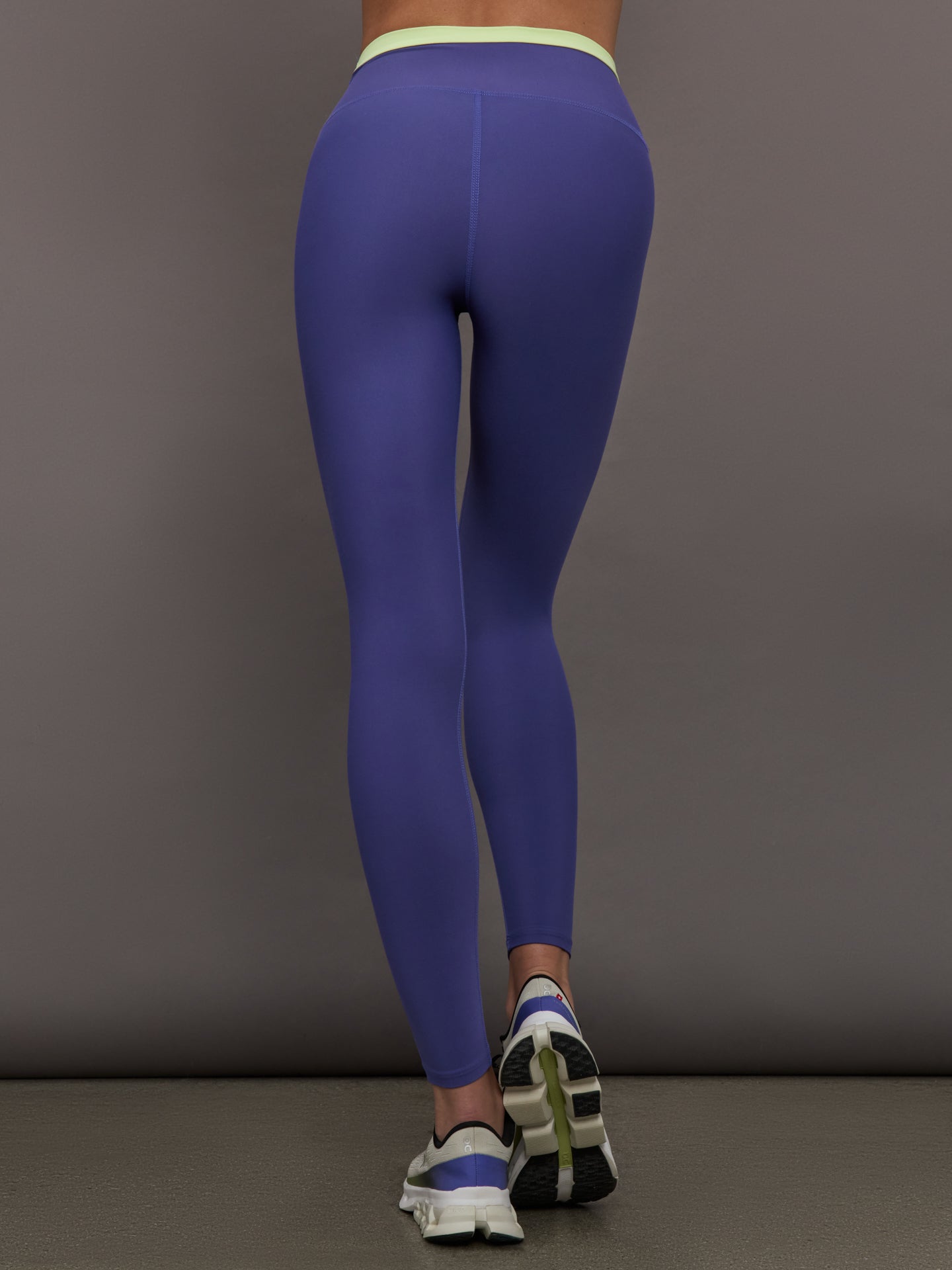 Carbon38 Contrast Waistband Legging in Melt - Future Dusk / Matcha