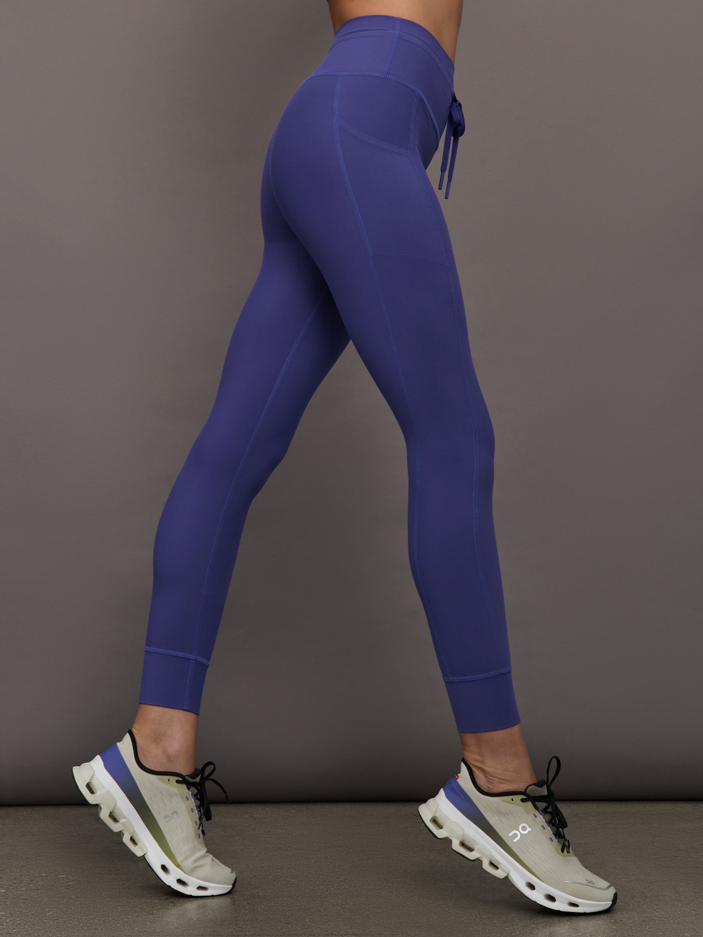 Carbon38 High Rise Sport Pocket Legging in Melt - Future Dusk