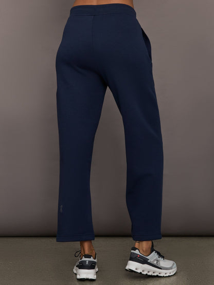Carbon38 Focus Tech Sweatpants - Navy