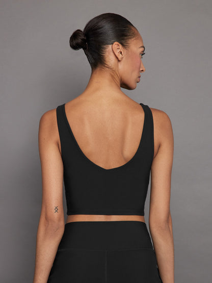 Carbon38 V-Neck Longline Bra in Melt - Black