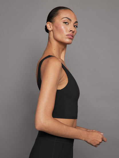Carbon38 V-Neck Longline Bra in Melt - Black