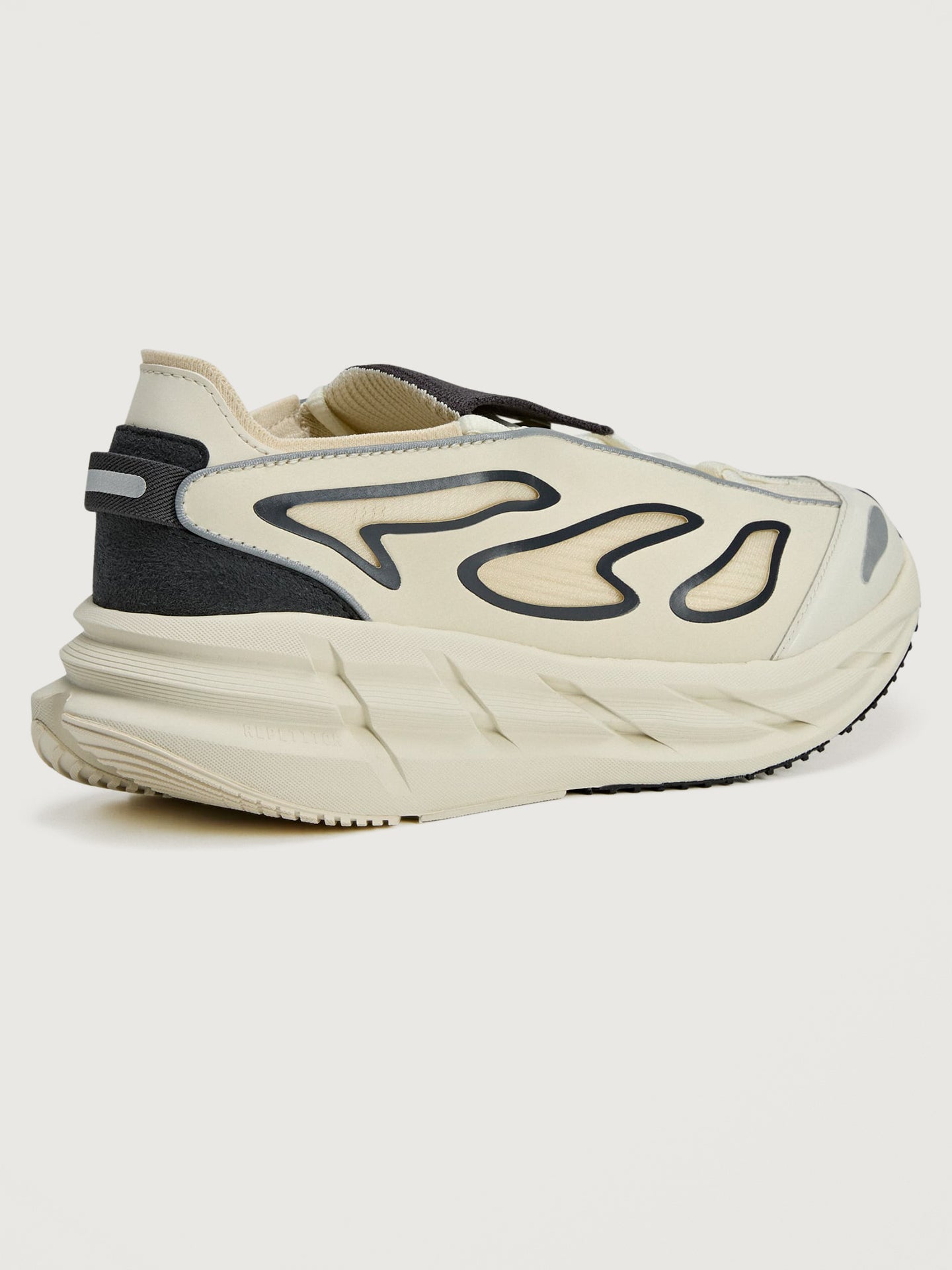 Carbon38 aSMC ADISTAR - Almond Milk-Smc/Almond Milk-Smc/Utility Black