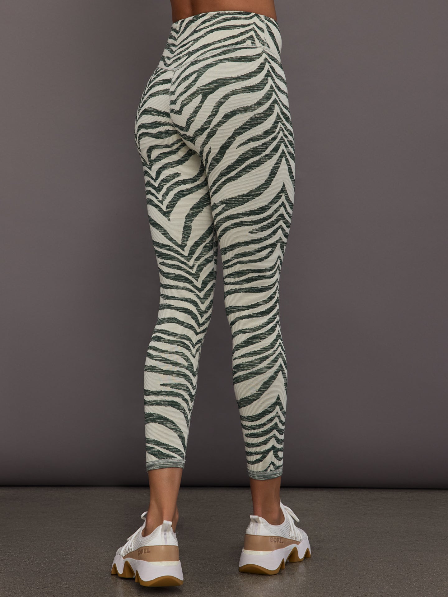 Carbon38 Reversible 25in High Midi Pant - Green