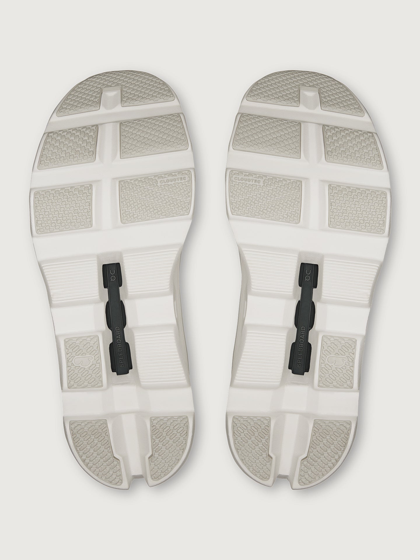 Carbon38 Cloudmonster Void - White | White