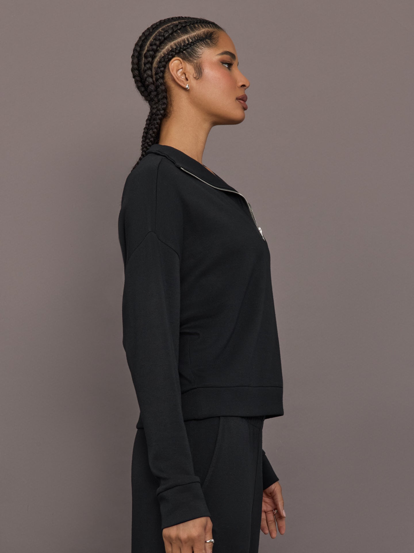Carbon38 Half Zip Pullover in Interlock - Black