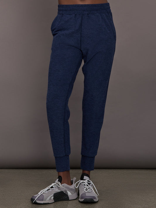 Carbon38 Jogger in Soft Luxe - Heather Navy Blazer