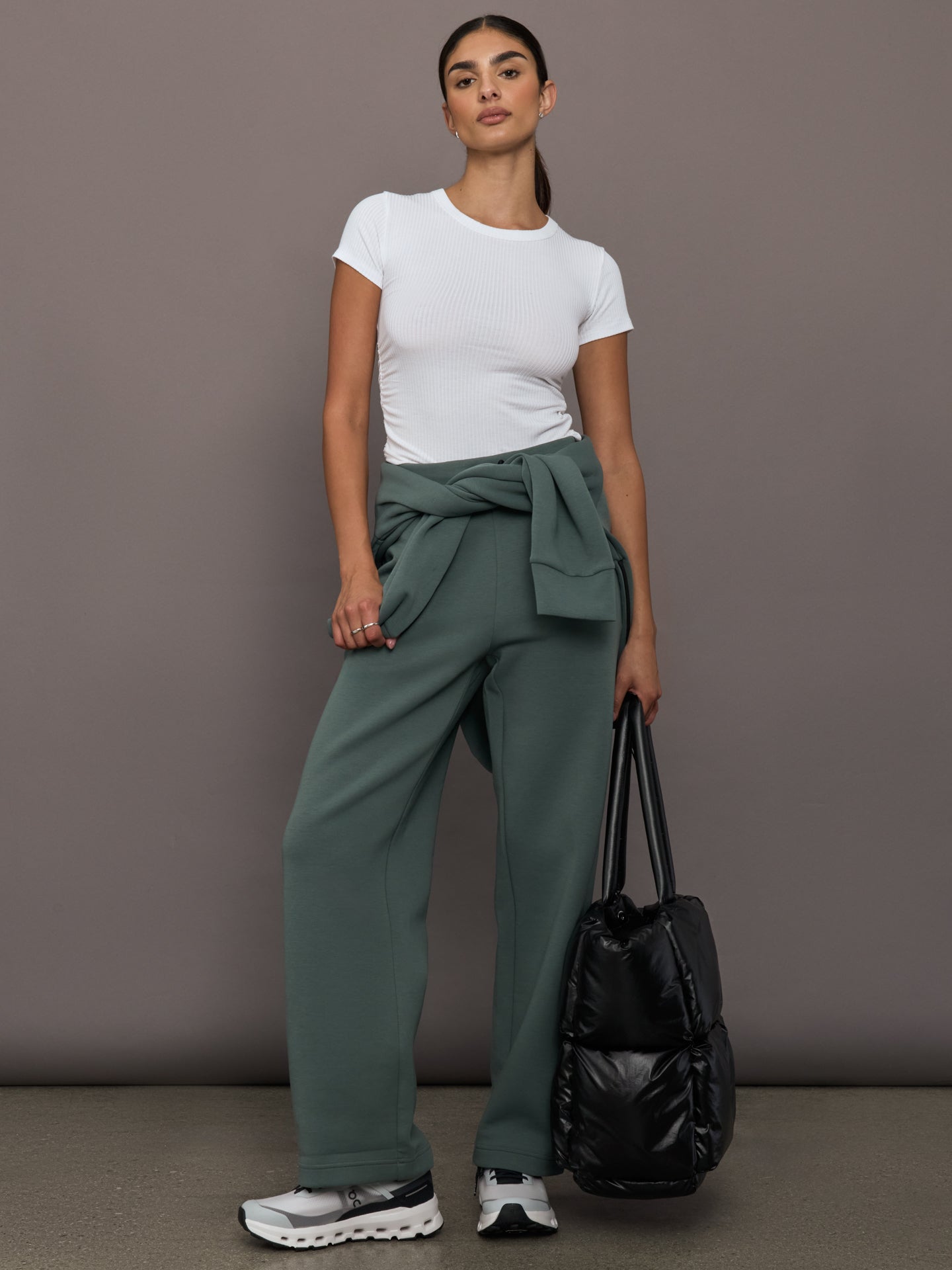 Carbon38 Focus Tech Sweatpants - Olive
