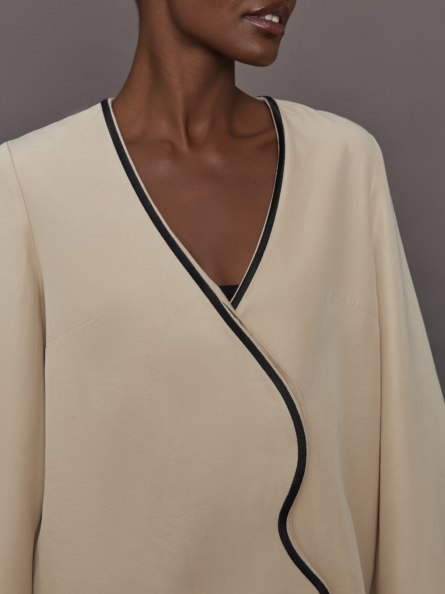Carbon38 The Cressida Shirt - Fawn