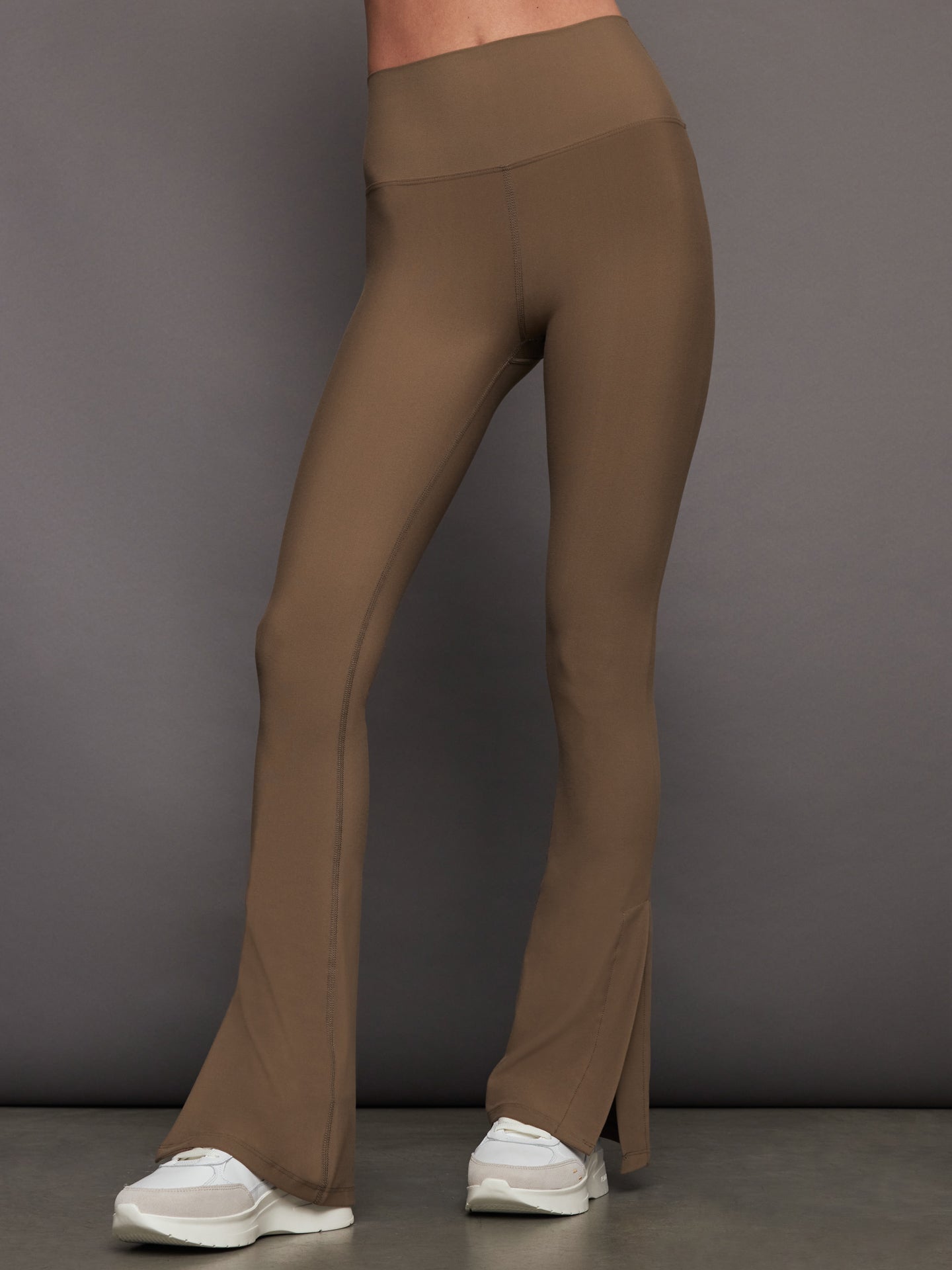Carbon38 Split Bootcut Legging in Melt - Caribou
