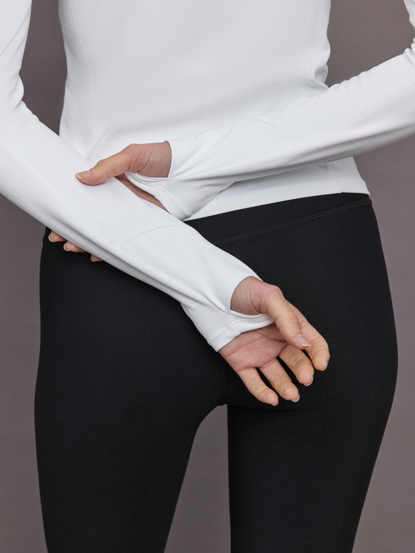 Carbon38 Long Sleeve Crew Neck in Melt - White