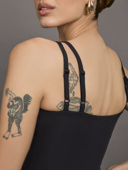 Carbon38 V-Neck Tank in Ribbed Melt - Black