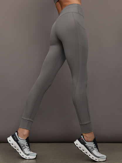 Carbon38 High Rise Pocket Legging in Ribbed Melt - Steel Grey