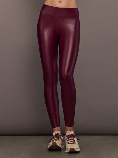 Carbon38 Regular Rise 7/8 Legging in Takara Shine - Fig