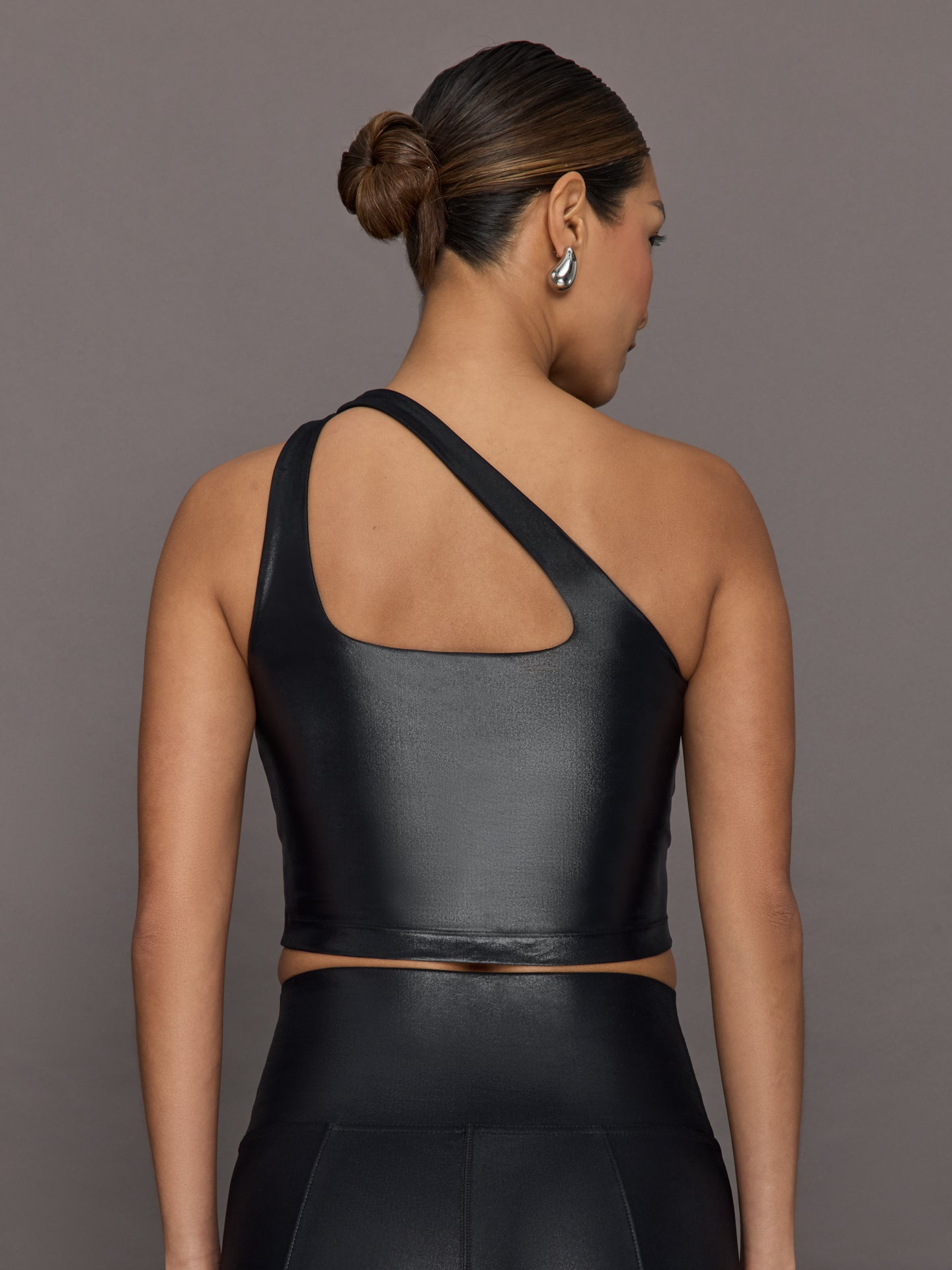 Carbon38 One Shoulder Bra Top in Takara Shine - Black