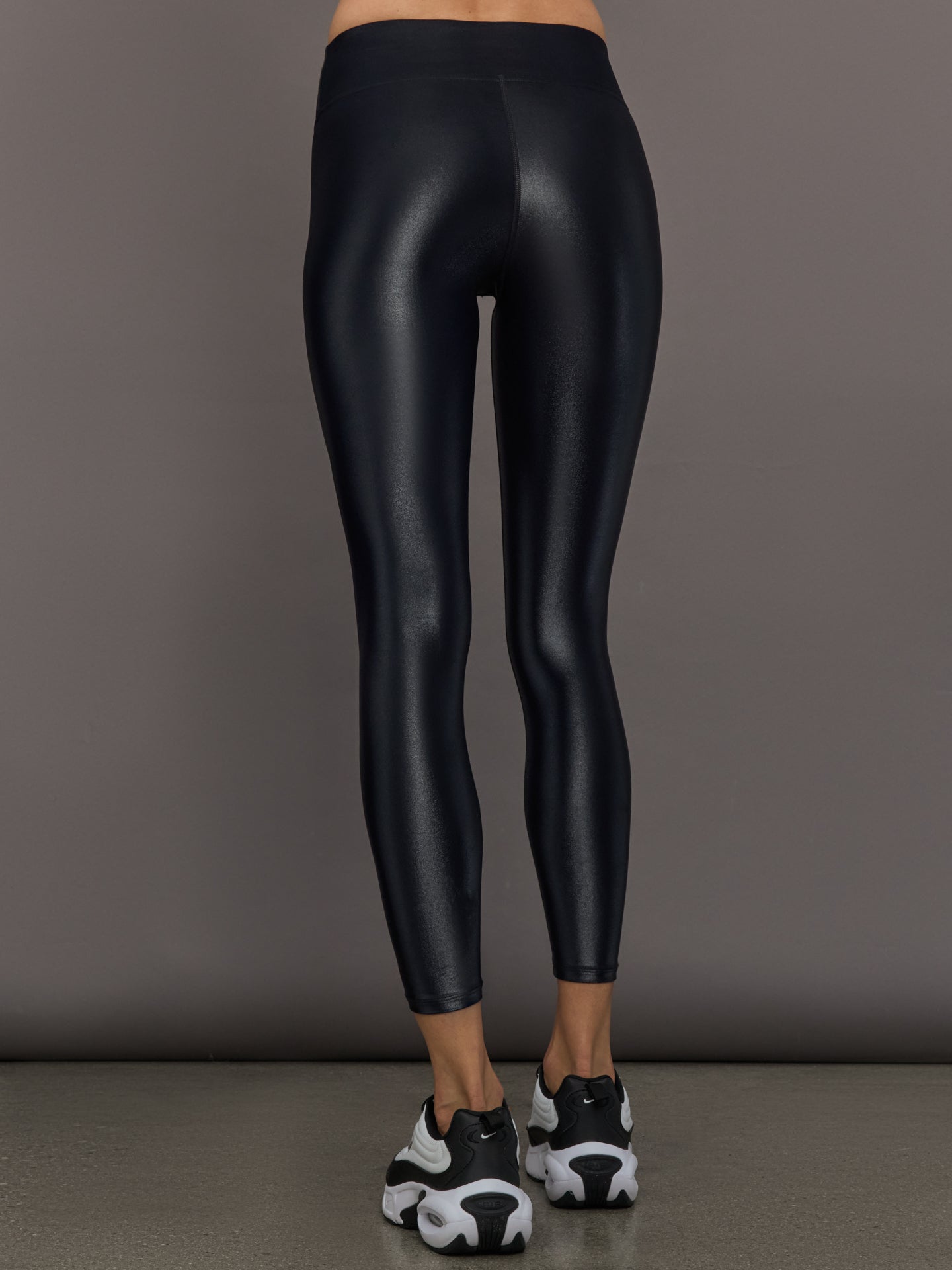Carbon38 7/8 Length Takara 7/8 Length Leggings in Black