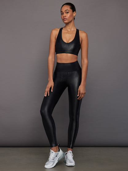 Carbon38 Action Bra 2.0 in Croc Takara Shine - Black