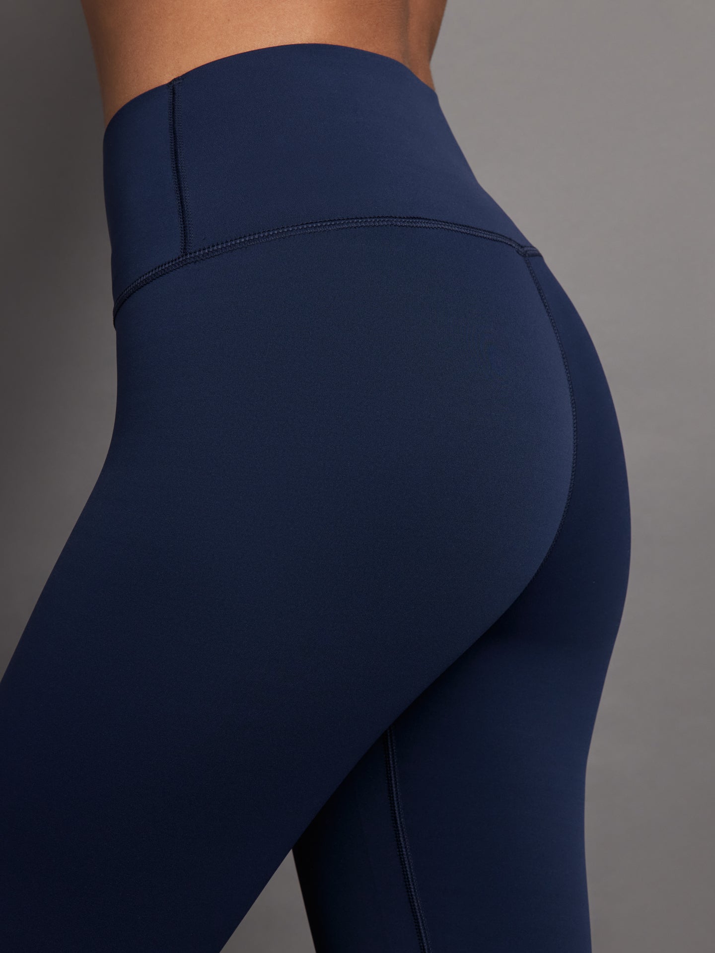 Carbon38 High Rise Full-Length Legging in Diamond Compression - Navy Blazer
