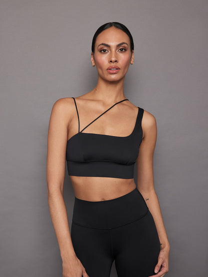 Carbon38 Asymmetrical Strappy Bra in Diamond Compression - Black