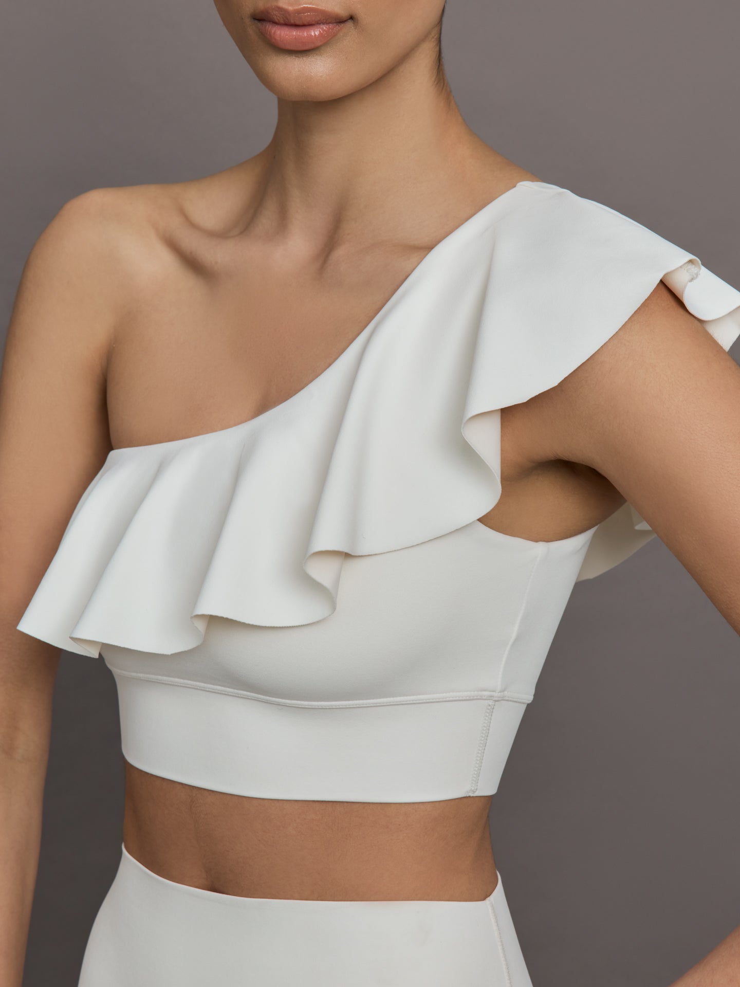 Carbon38 Ruffle One Shoulder Bra in Diamond Compression - Cloud Dancer