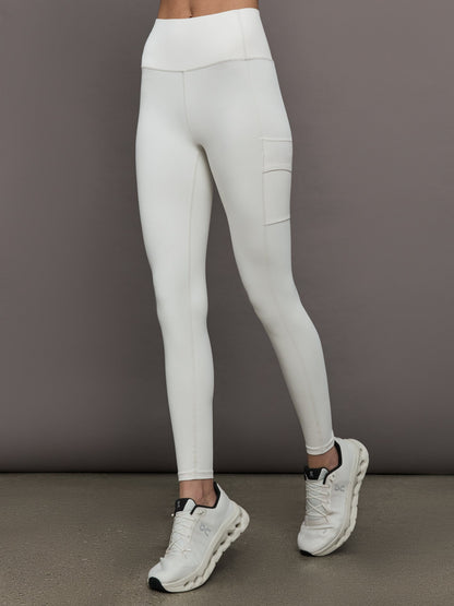 Carbon38 High Rise Sport Pocket Legging in Diamond Compression - Cloud Dancer