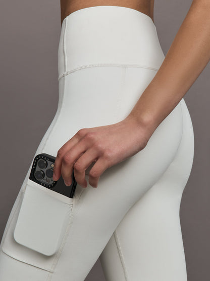 Carbon38 High Rise Sport Pocket Legging in Diamond Compression - Cloud Dancer
