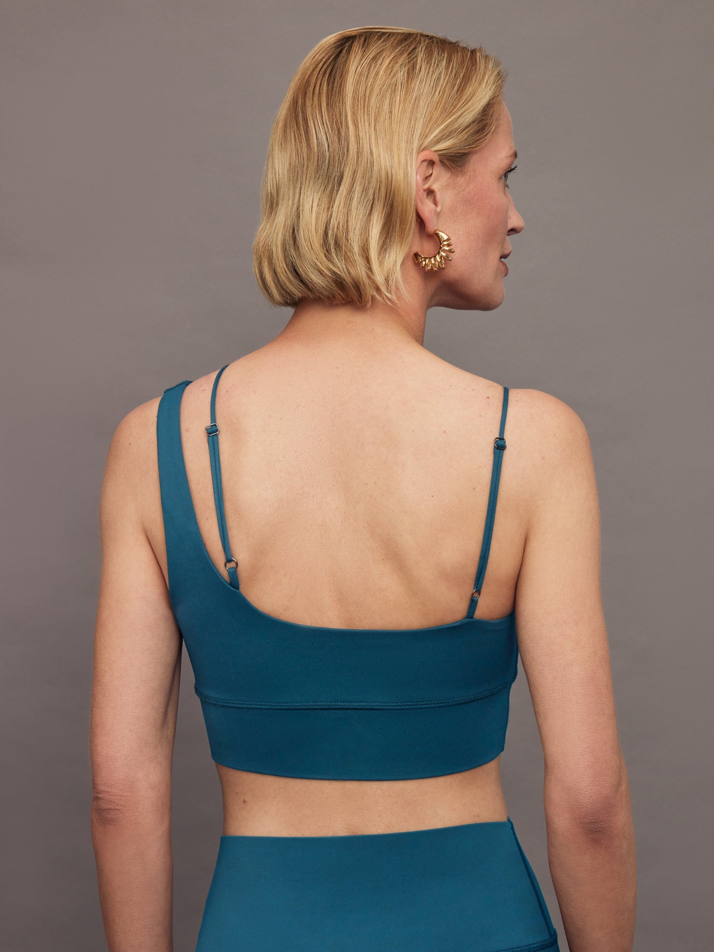 Carbon38 Asymmetrical Strappy Bra in Diamond Compression - Deep Lagoon