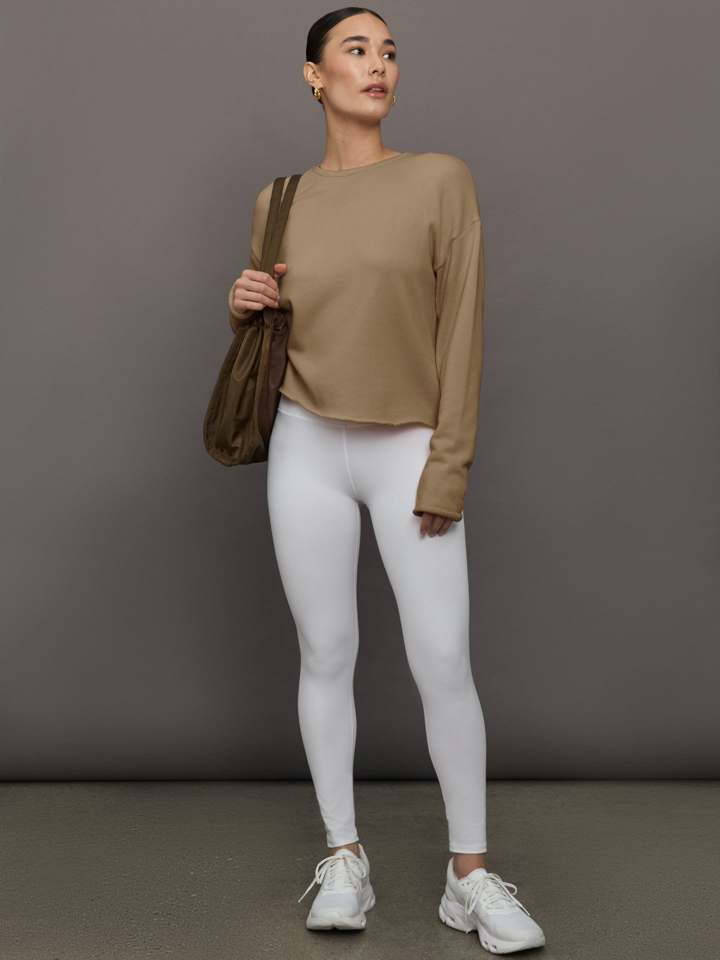 Carbon38 Crew Neck Sweatshirt in French Terry - Chinchilla
