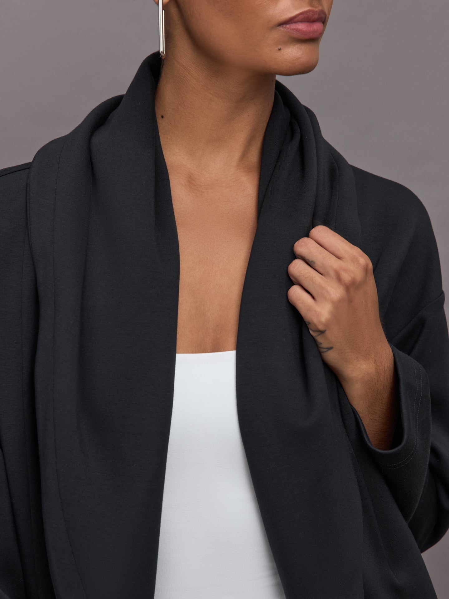 Carbon38 Knit Cocoon Cardigan in Interlock - Black