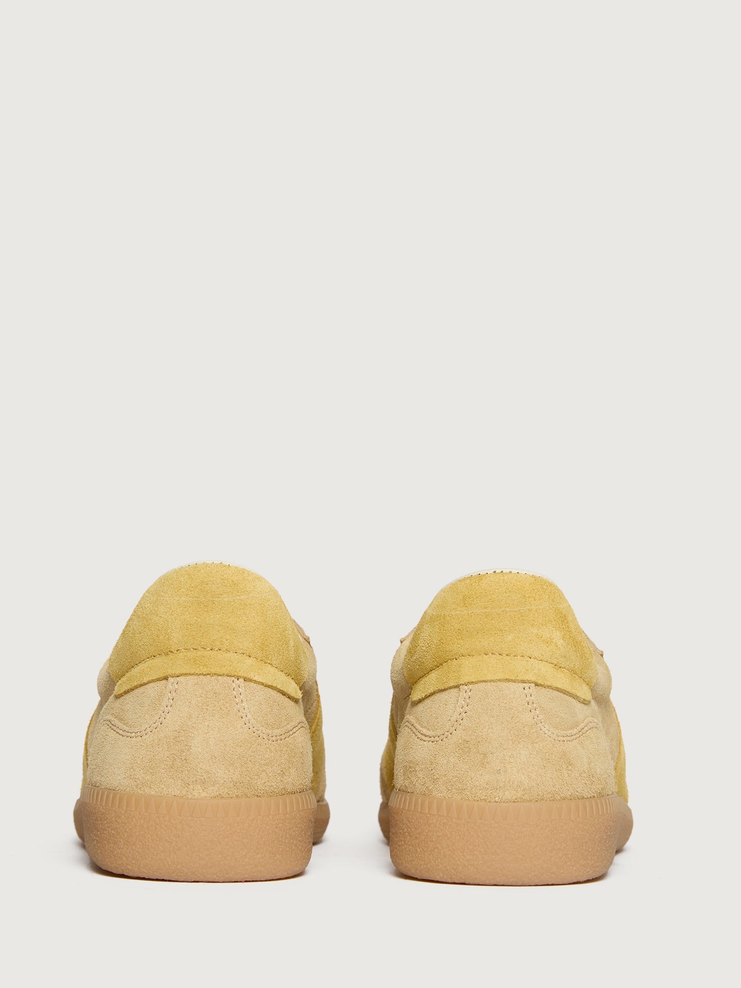 Carbon38 Jackie Court Sneaker - Butter Suede Combo